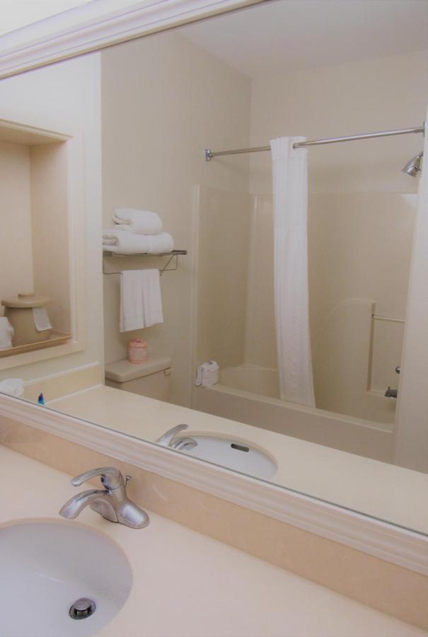 Stay Inn & Suites มอนต์โกเมอรี ภายนอก รูปภาพ